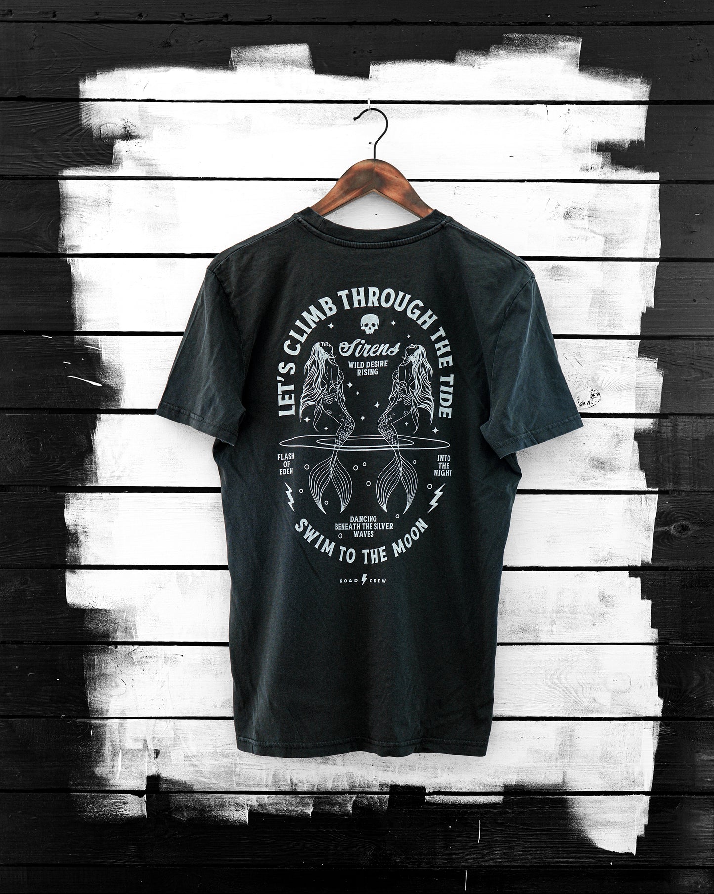 00 Stay Wild – Sirens / Vintage Black
