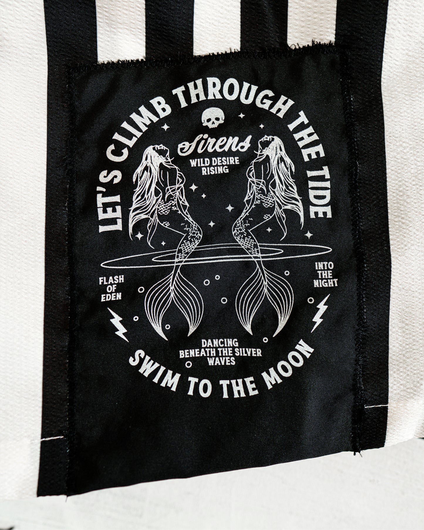 00 Stay Wild – Sirens / Swim Shorts