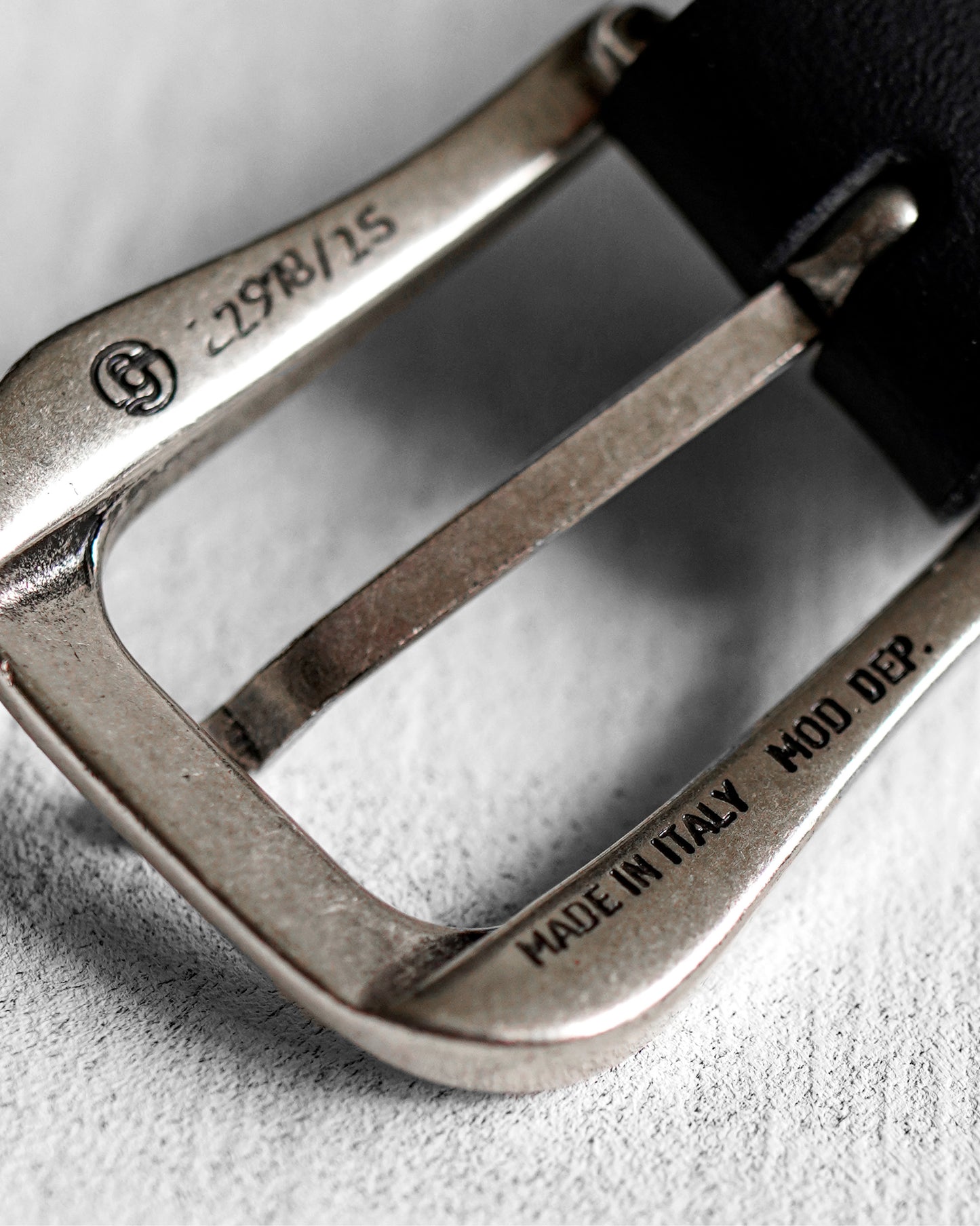 Rebel on the Road – Bootstraps