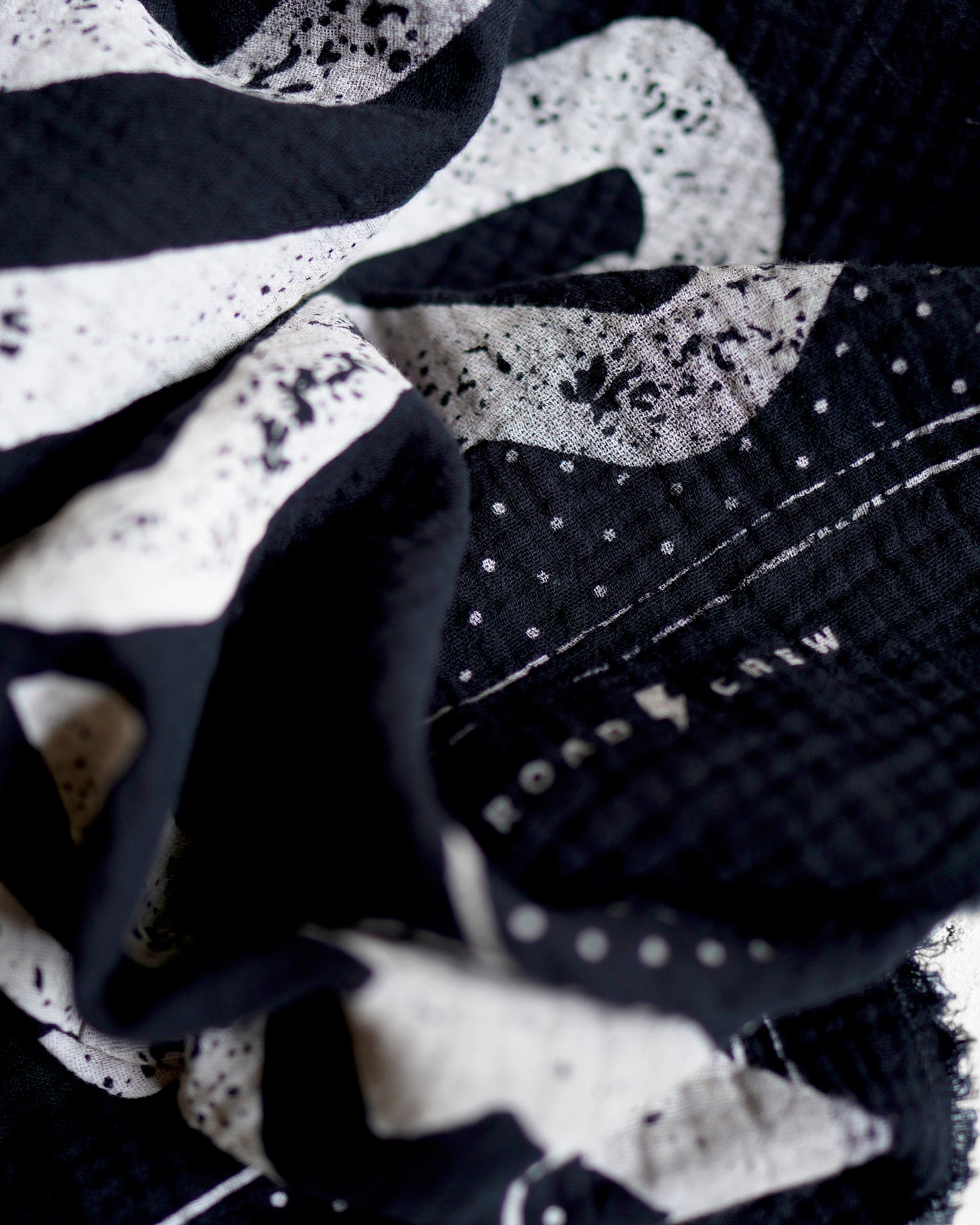 * Freak Out – Bandana